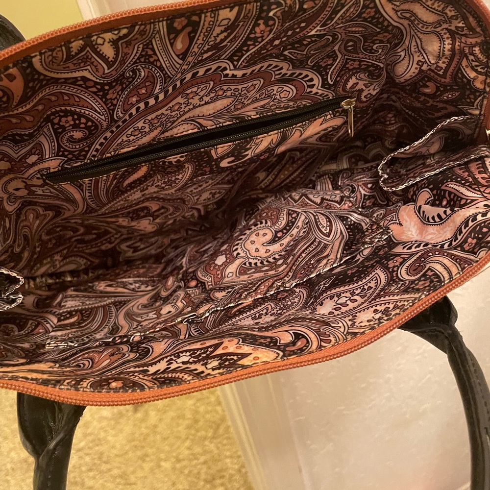 Hand bag